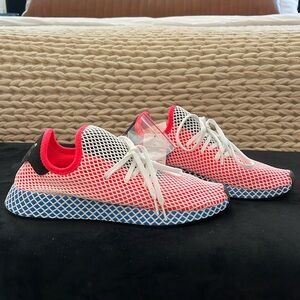 ADIDAS ORIGINAL deerupt runner red/blue BRAND NEW